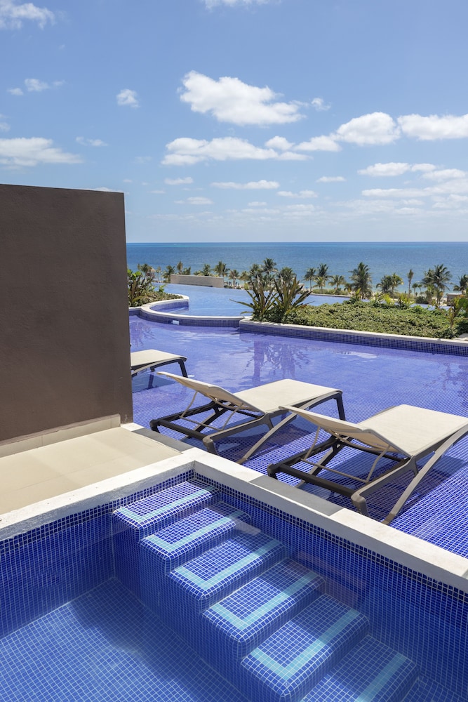 Luxury Junior Suite Ocean Front Swim Out Diamond Club - Photo 8