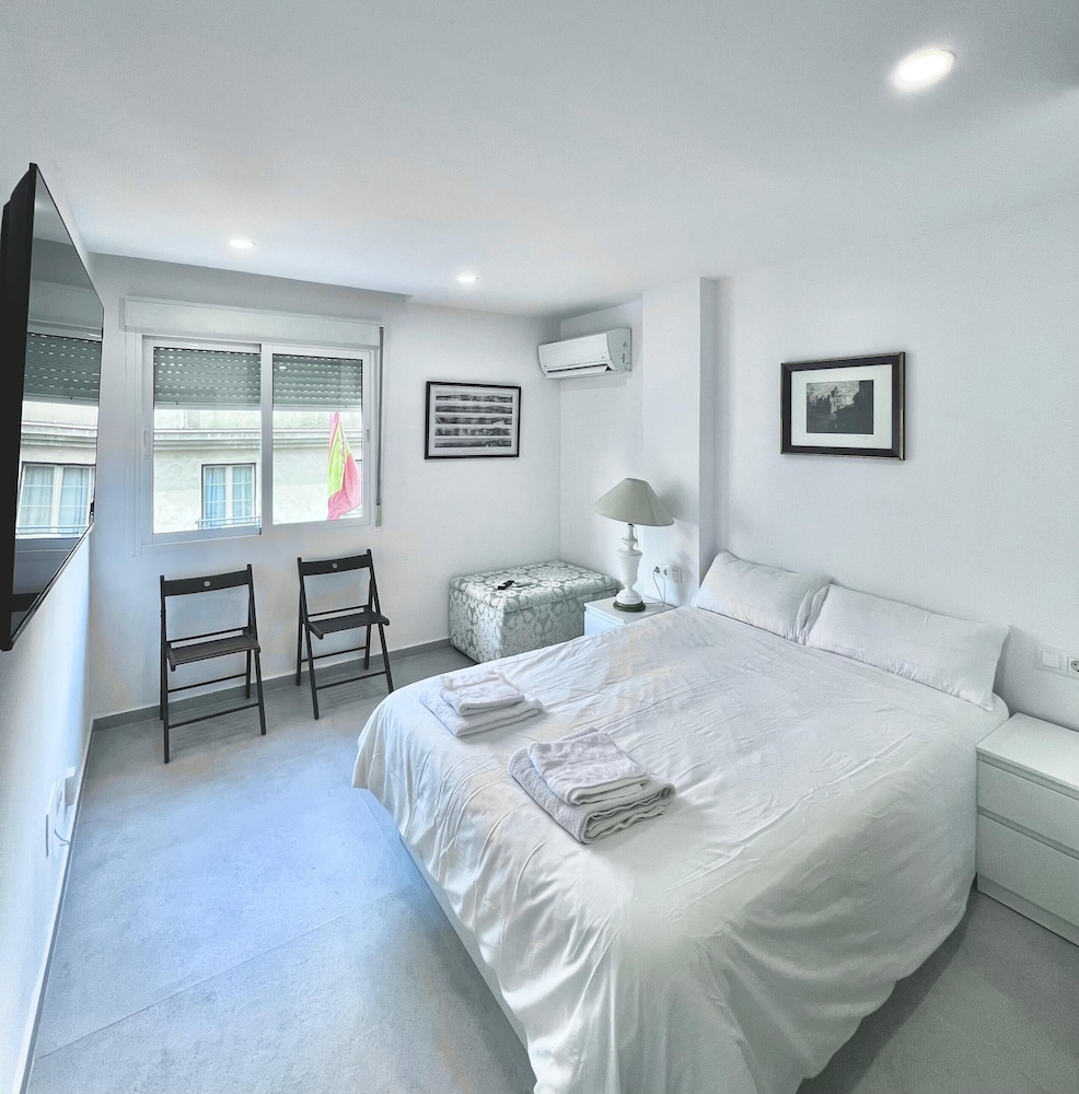 Habitación Doble, Baño Privado, Vista a la Ciudad