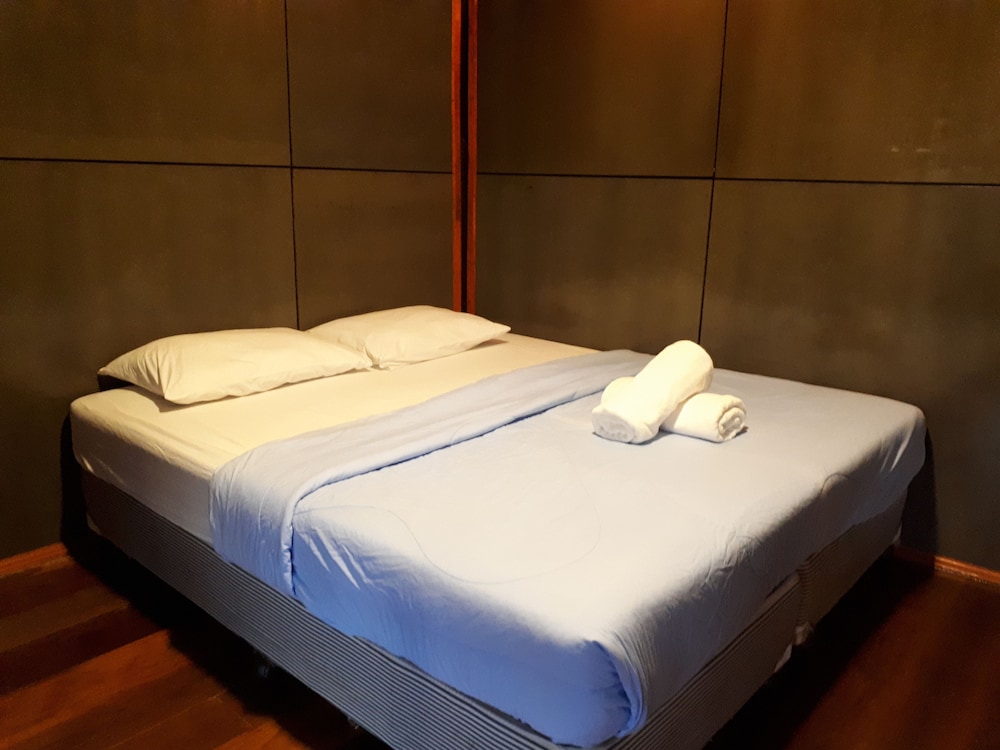 Standard Double Room with River View