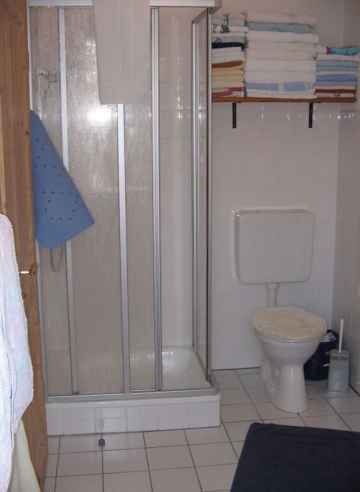 Apartment photo 2