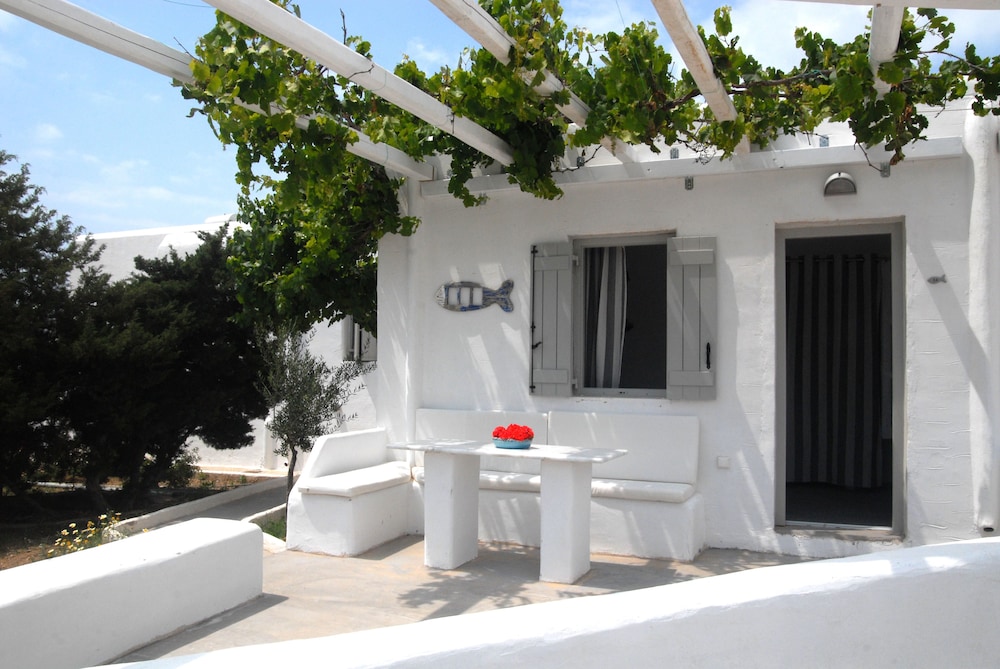 Standard Double Room, Garden View - Photo 5