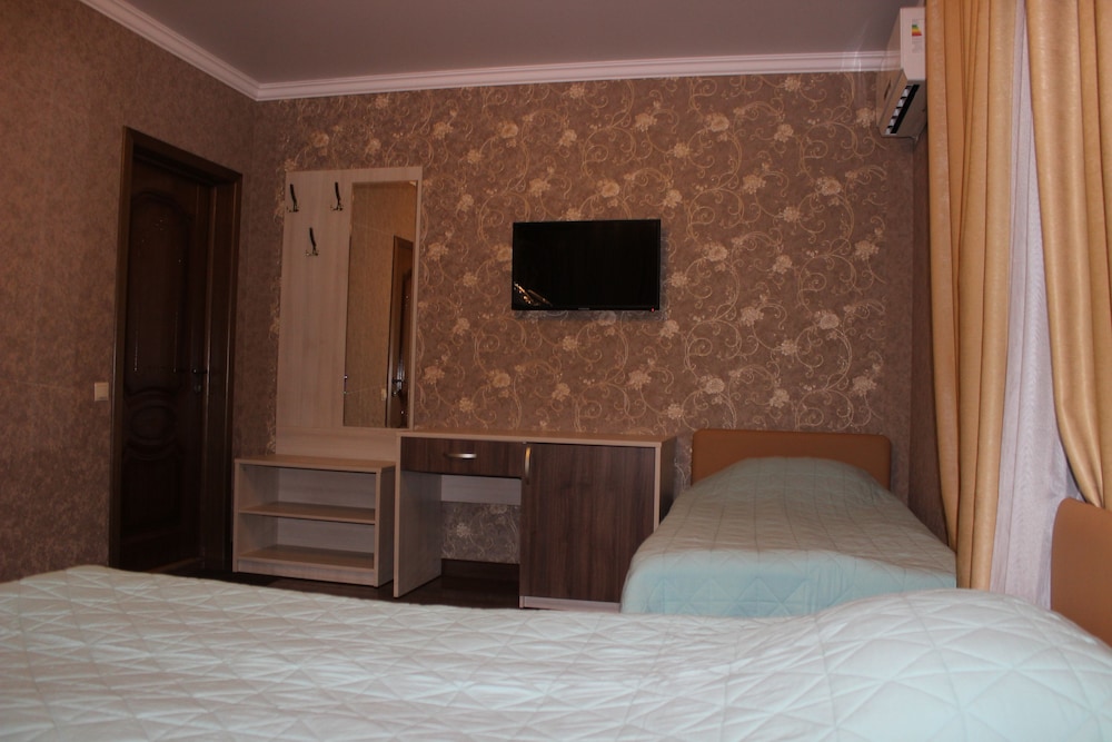 Comfort Triple Room photo 3