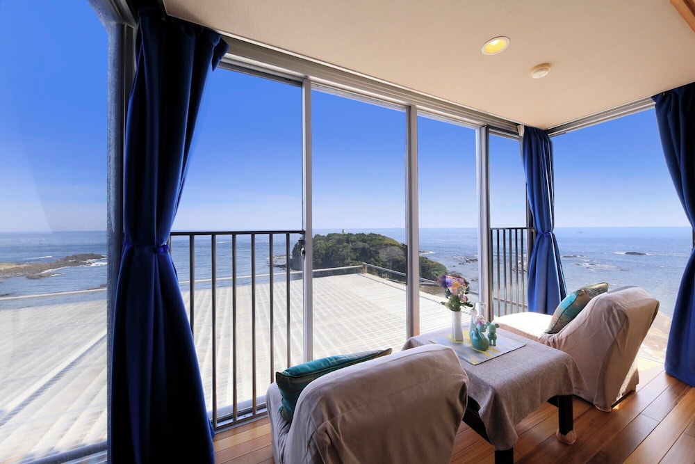 Deluxe Double or Twin Room with Ocean View, Non Smoking - Photo 7