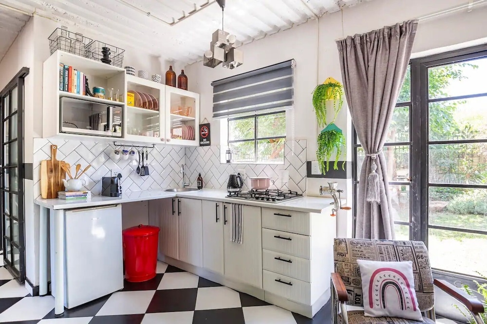 Apartment, 2 Bedrooms, Accessible, Smoking photo 2