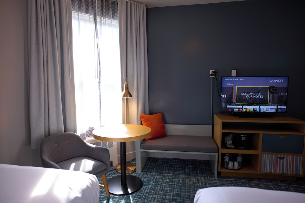 Executive Room, 2 Double Beds, Non Smoking, Courtyard View - Photo 9