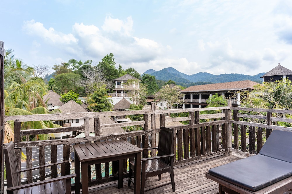 AANA Top View with Plunge Pool - Photo 6