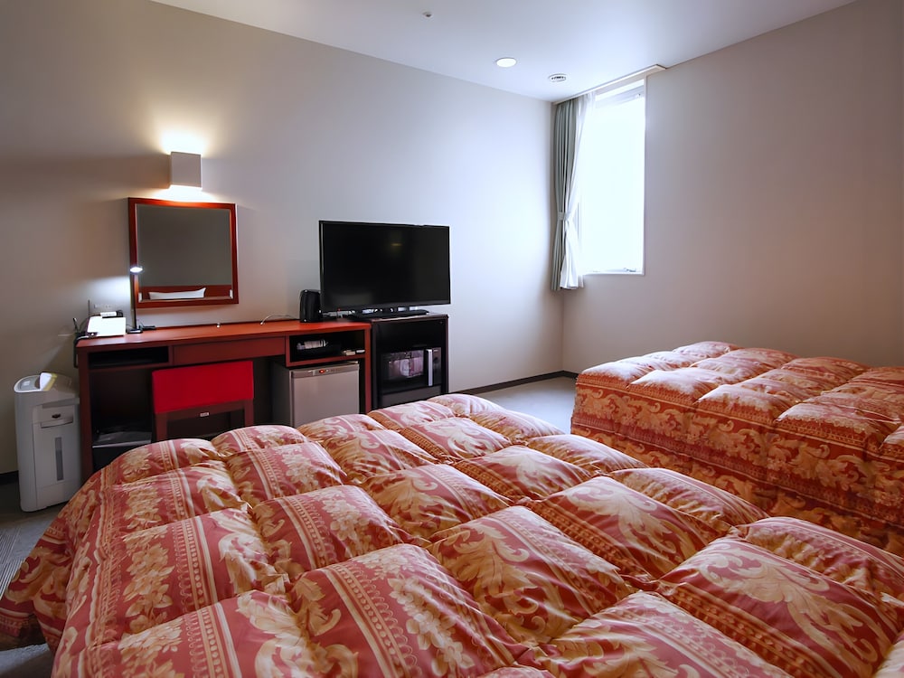 Twin Room, Smoking photo 3