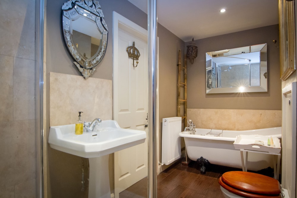 Standard Double or Twin Room photo 2