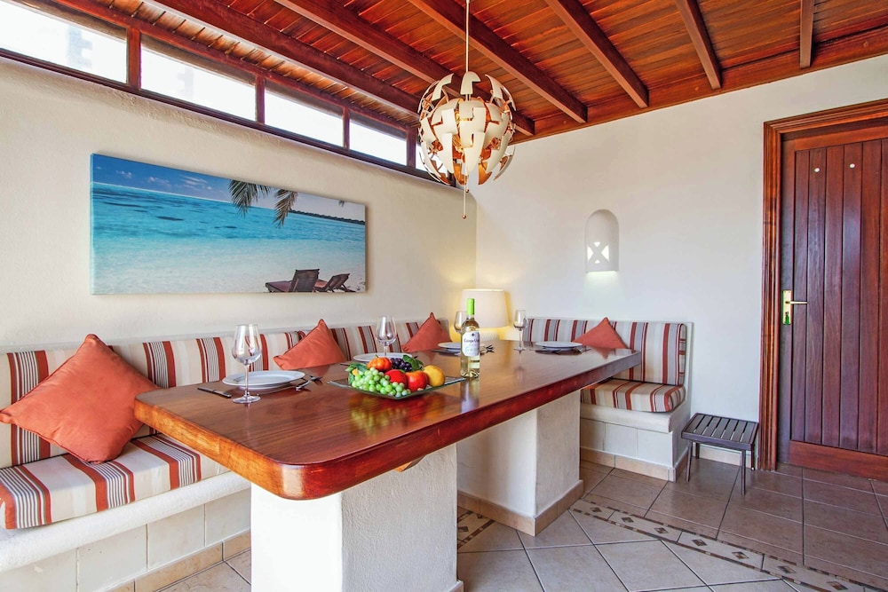 Villa (3 Bedrooms) photo 2
