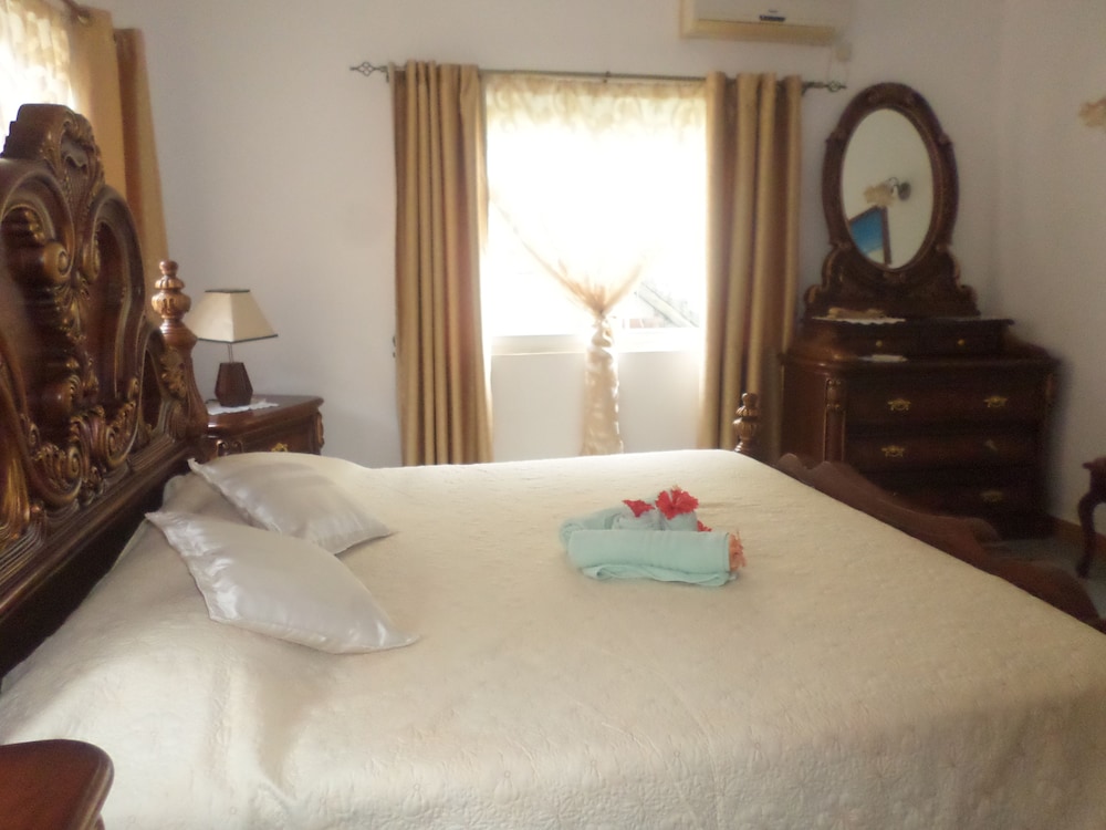 Superior Room, 1 King Bed photo 2