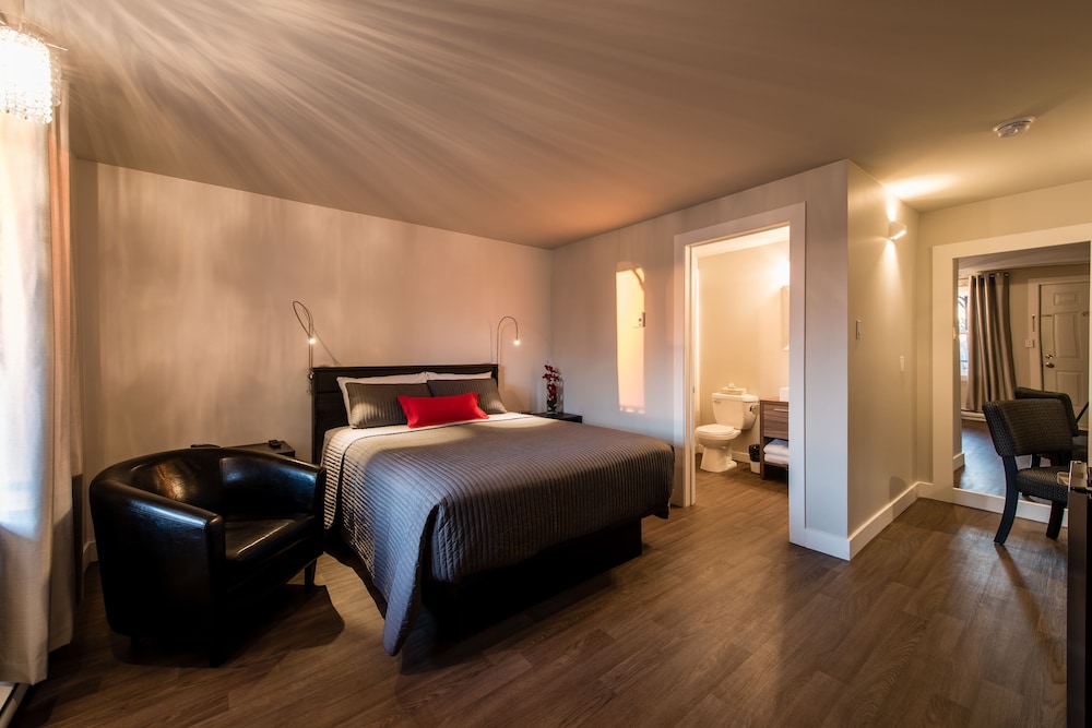 Superior Room, 1 Queen Bed