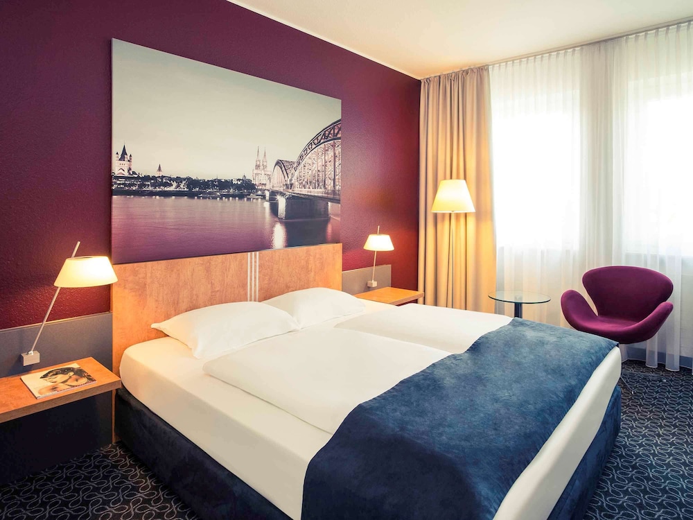 Standard Room, 1 King Bed - Photo 1