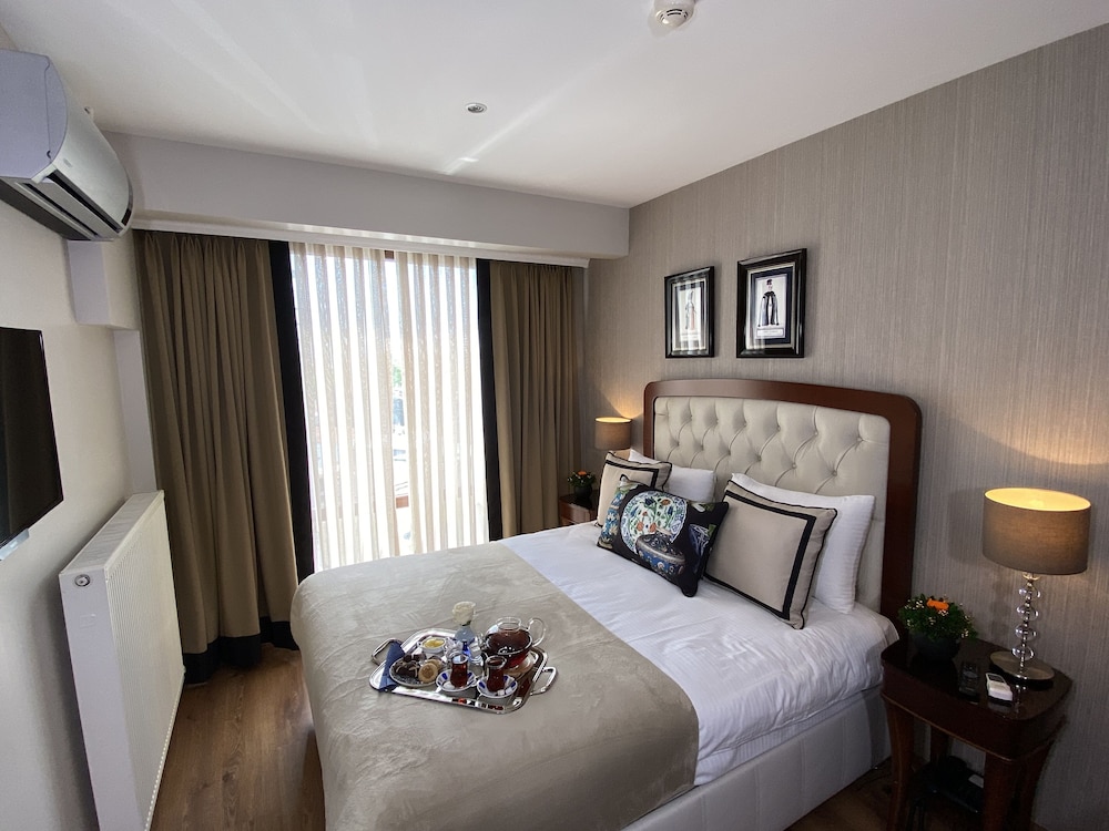 Deluxe Family Triple Room, 2 Bedrooms Sea View photo 2
