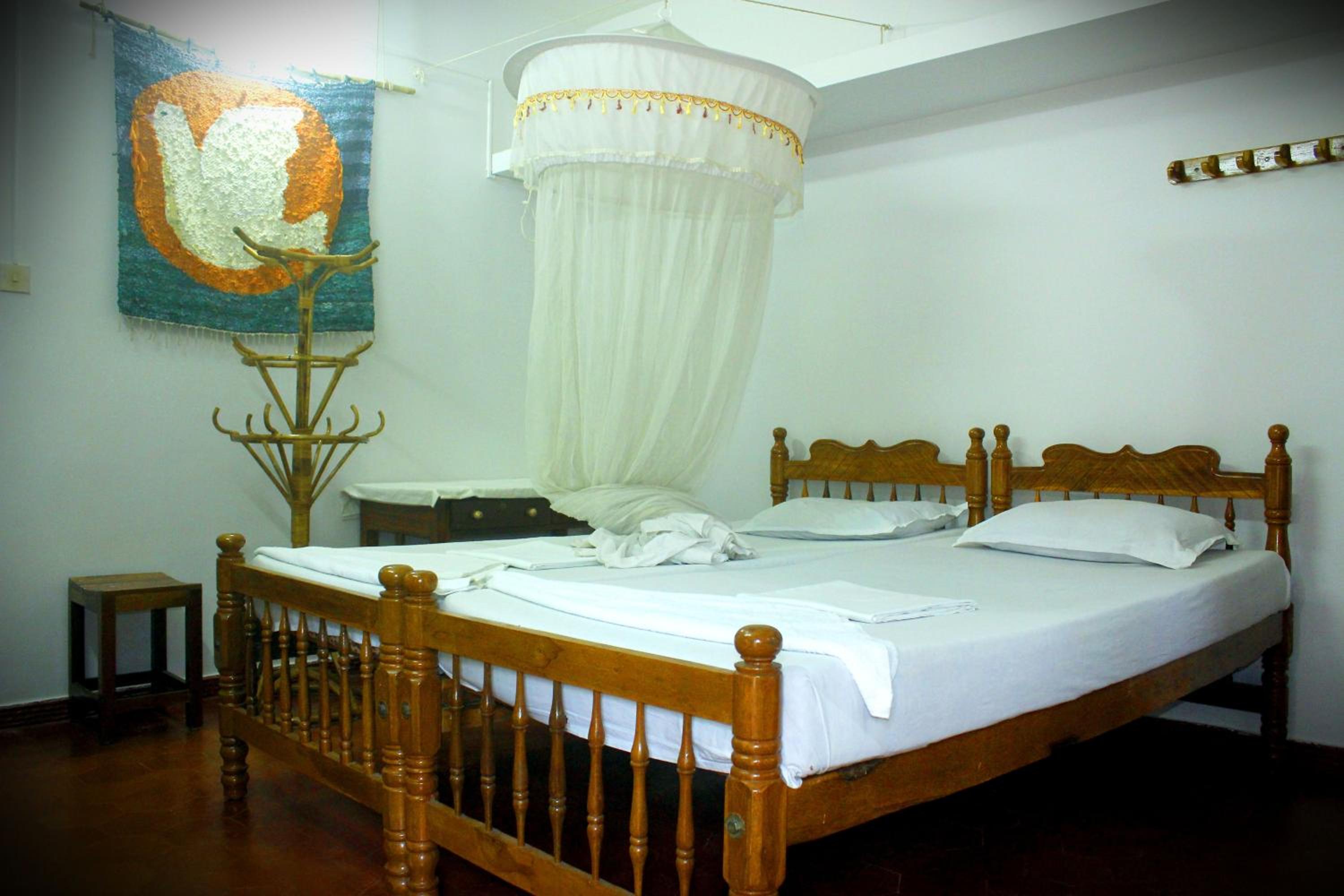 Deluxe Twin Room with Fan photo 1