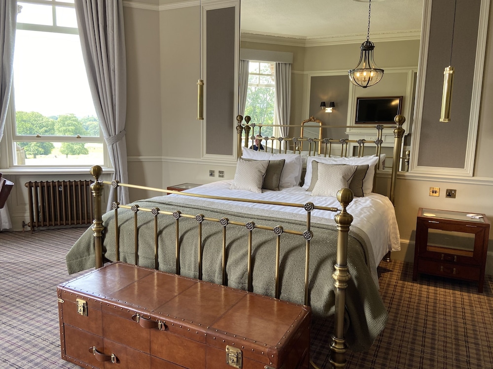 Junior Room