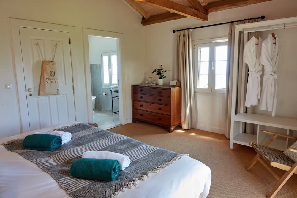 Double Room - Photo 6