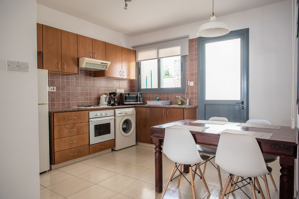Apartment, 2 Bedrooms, Sea View (Split Level) photo 2