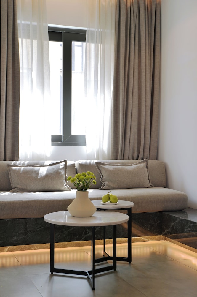 Standard Room photo 3