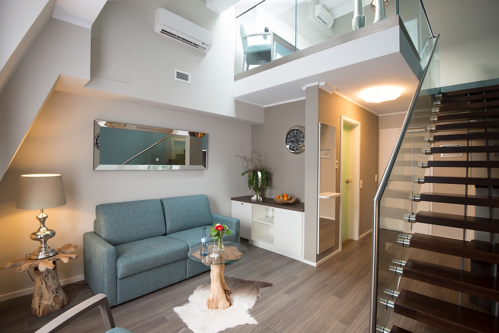 Junior Suite - Photo 1