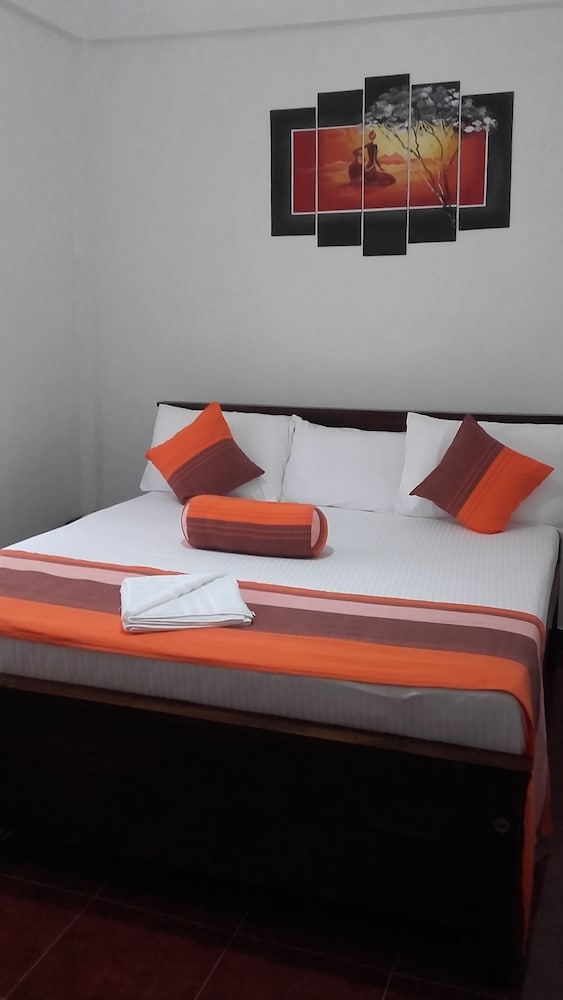 Basic Double Room, 2 Bedrooms