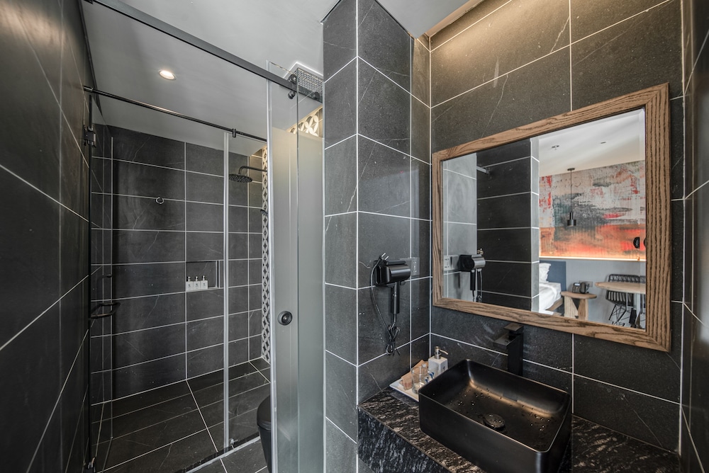 Superior Double Room, City View - Photo 5