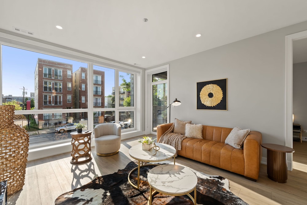 Bright 2bed 2bath in Brand New Pilsen Development, Zdjęcie 8