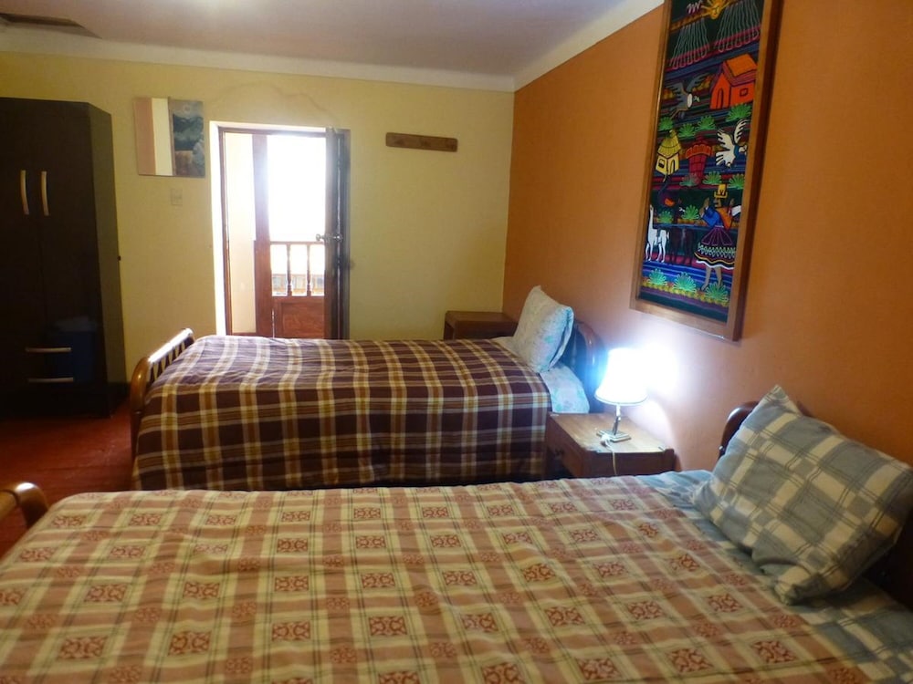 Basic Twin Room photo 1