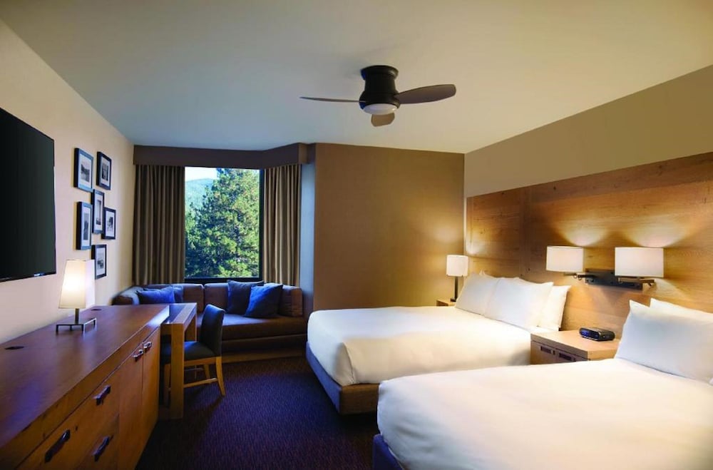 Room, 2 Double Beds, Accessible - Photo 2