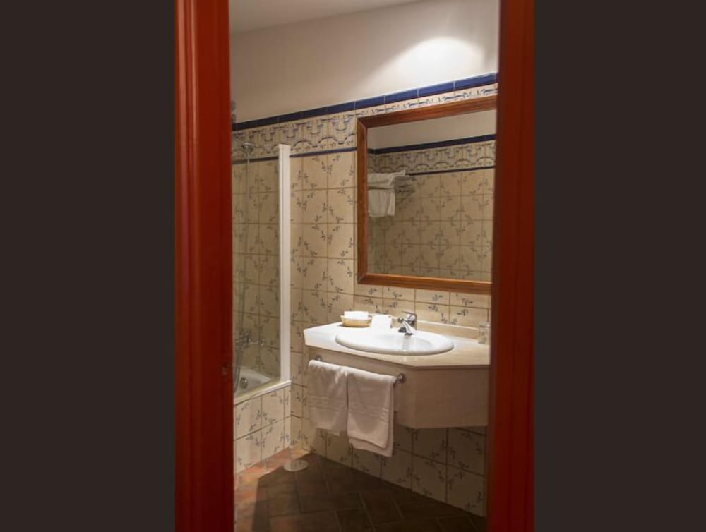 Triple Room - Photo 7