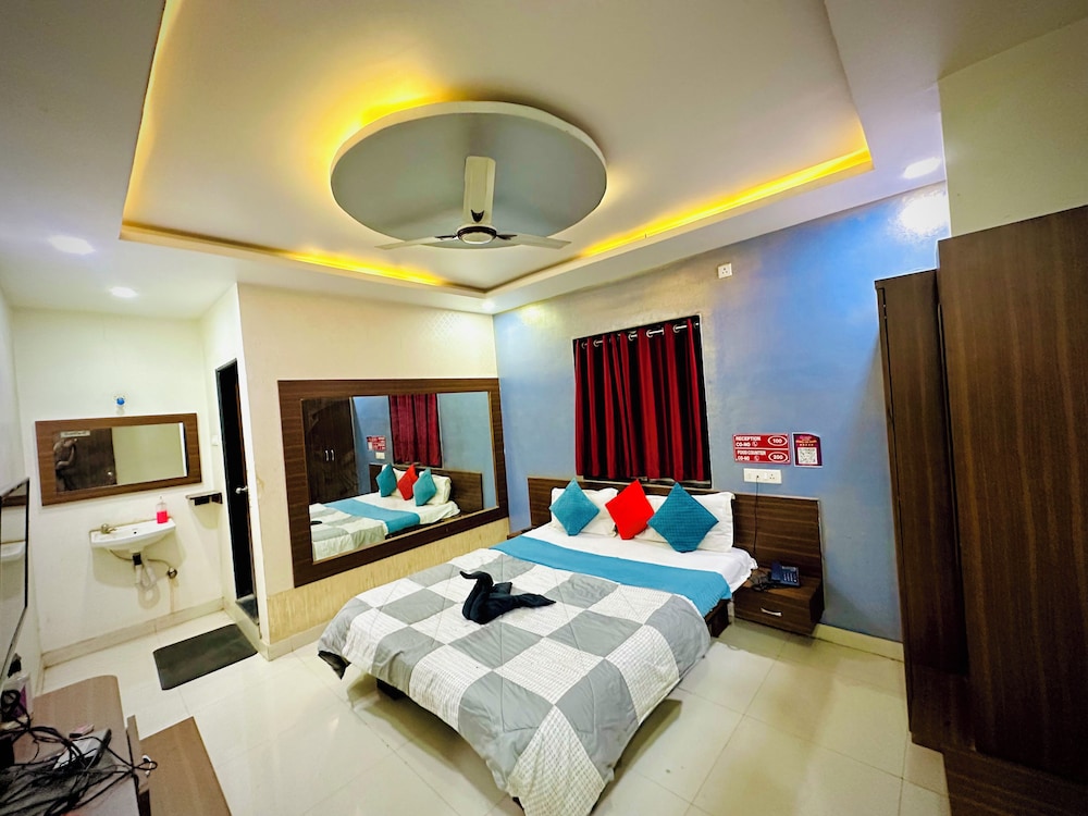 Classic Double Room, Balcony, Mountain View
