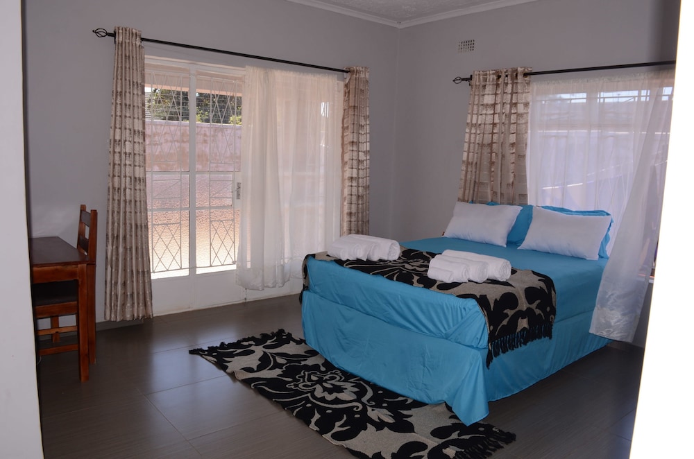 Suite photo 1