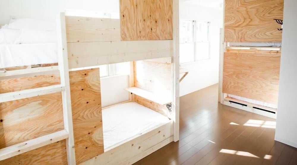 Shared Dormitory, Women only photo 1