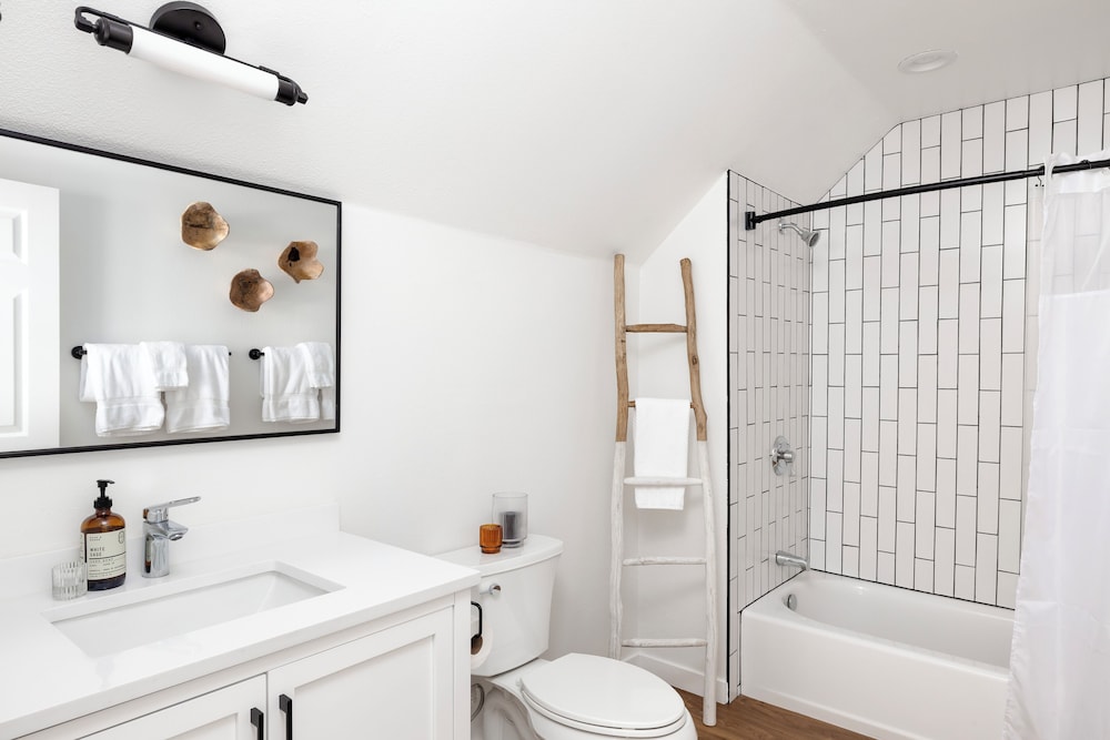 Deluxe Studio Suite photo 3