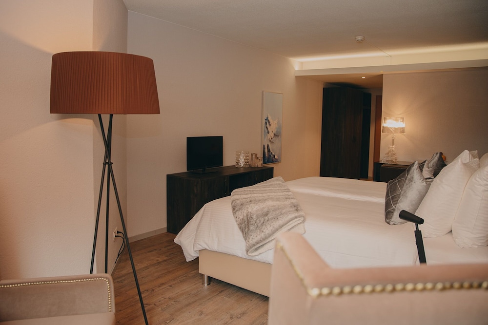 Superior Twin Room photo 2