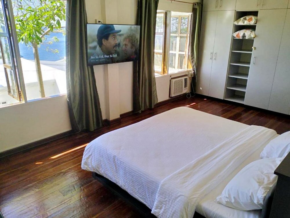 Studio Apartment photo 2