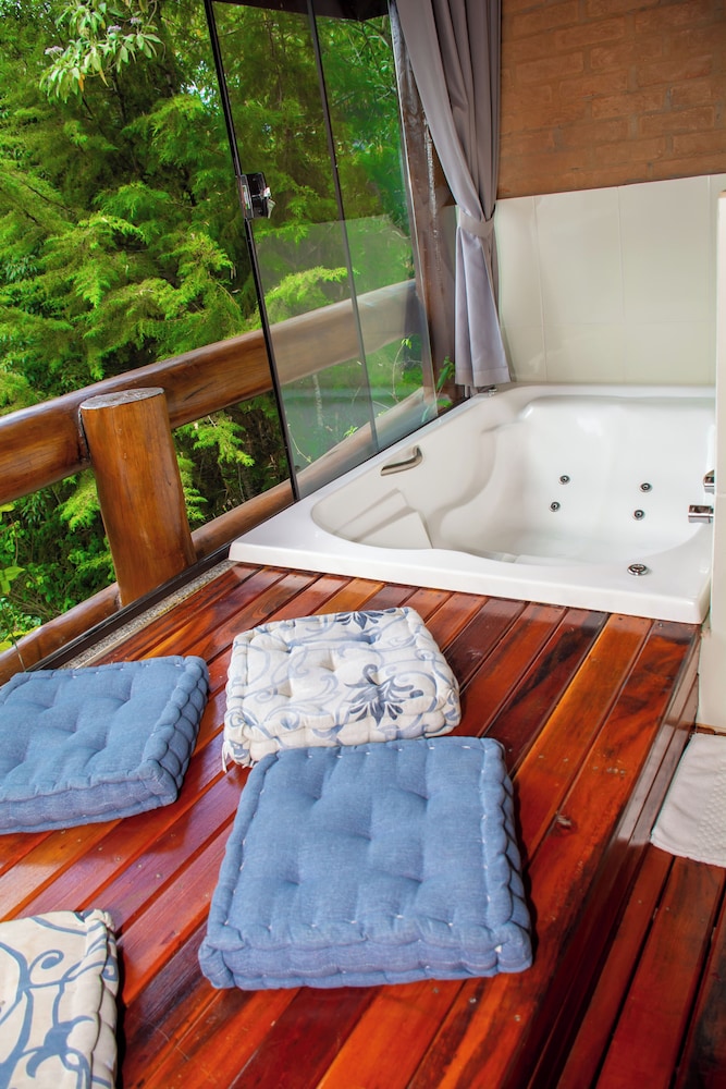 Deluxe Suite, Air conditioning, Mountain View photo 2