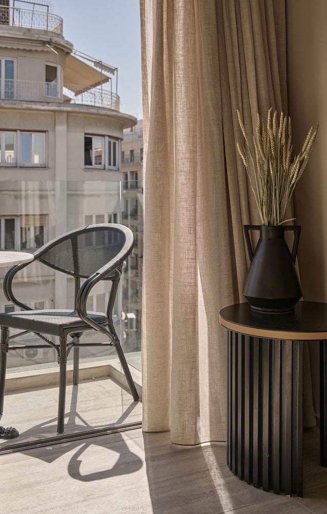 Acropolis One Bedroom King Suite photo 2