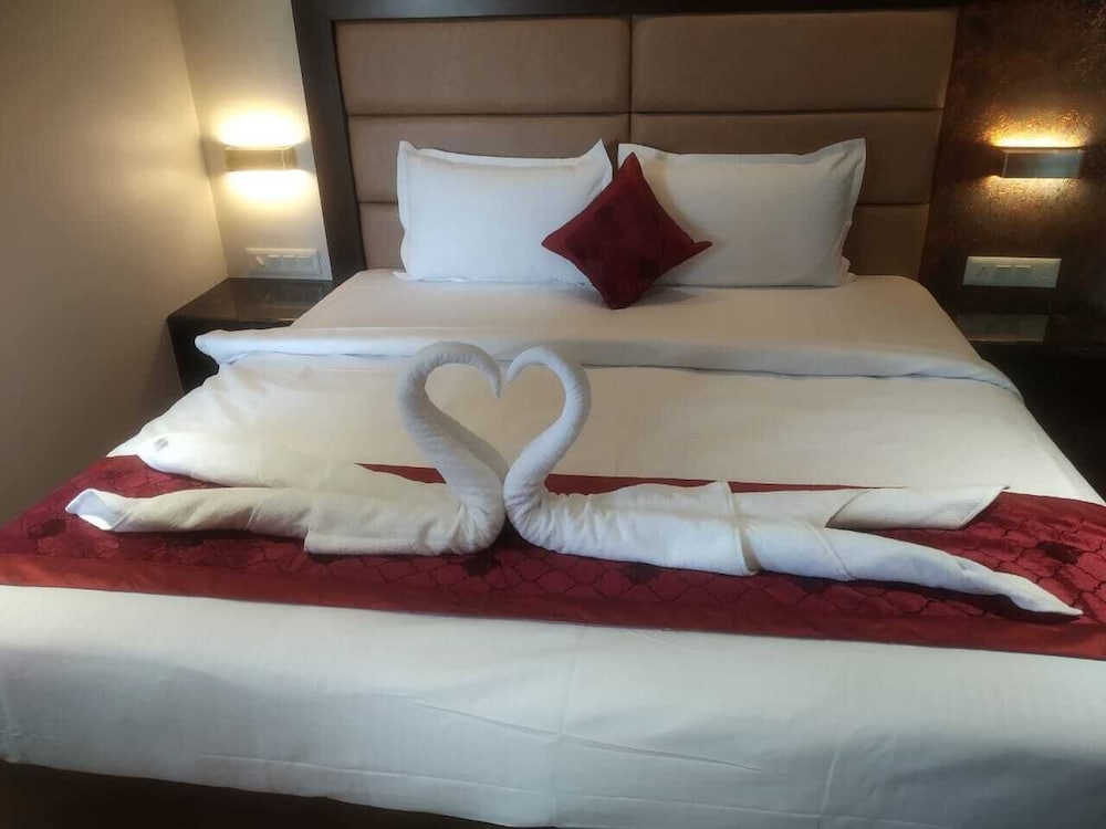 Executive Room - Photo 1