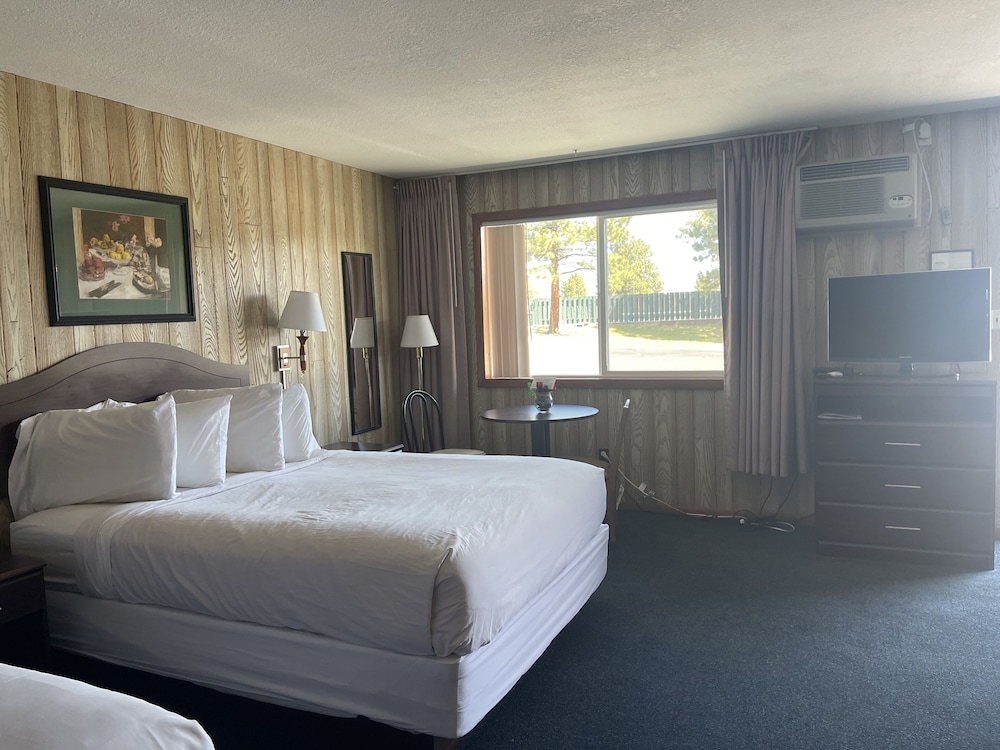 Deluxe Room, 2 Queen Beds photo 3