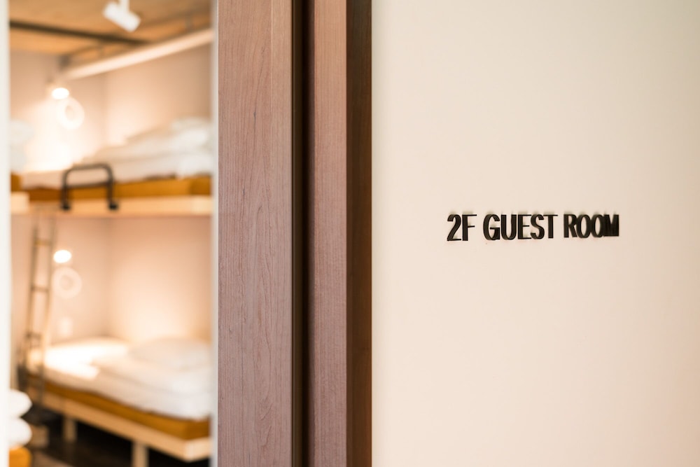 Room photo 2