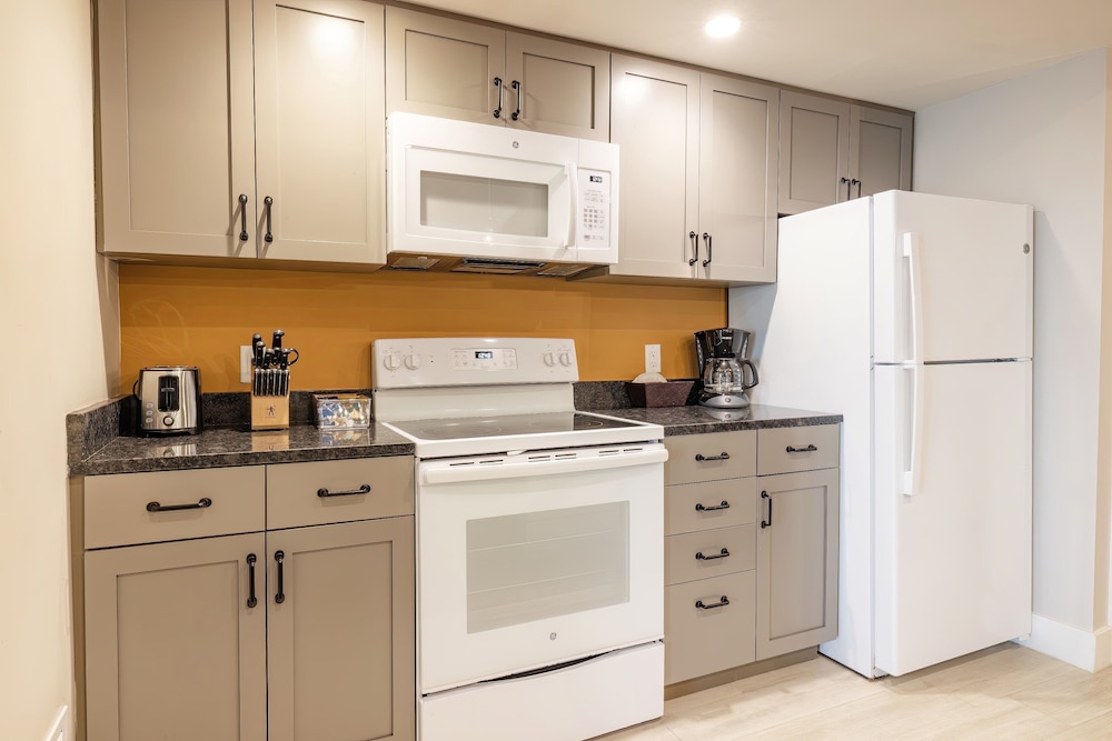 3D - Three Bedroom Double Sleeps 8