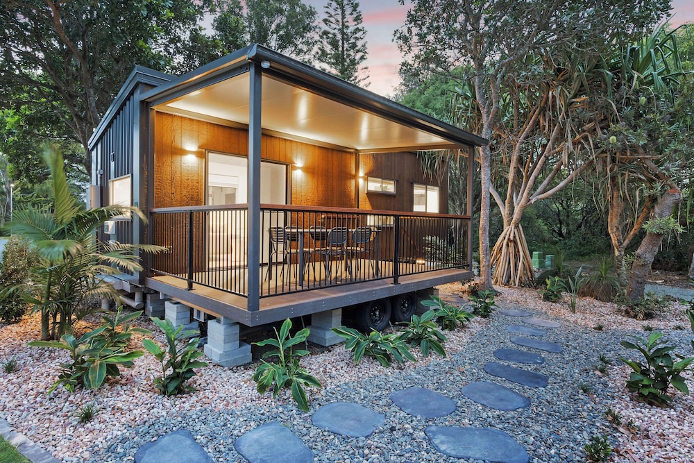Tiny Home - Sleeps 4 - Dog Friendly