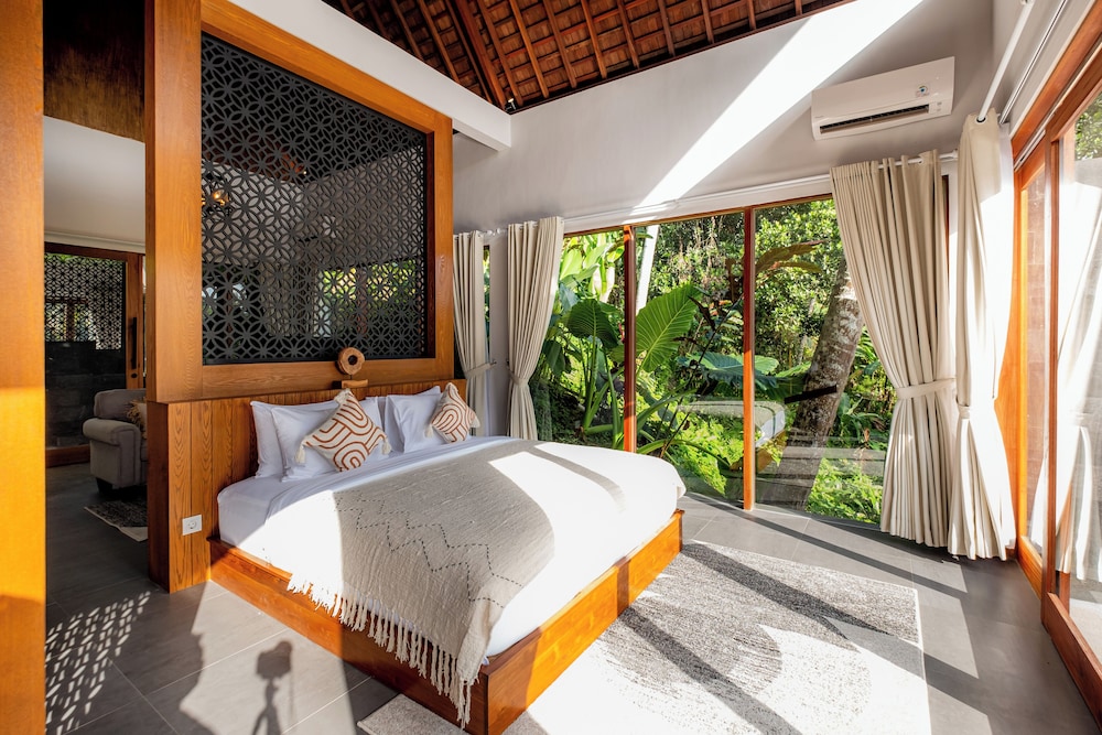 One Bedroom Private Pool Villa with Valley View - Photo 16