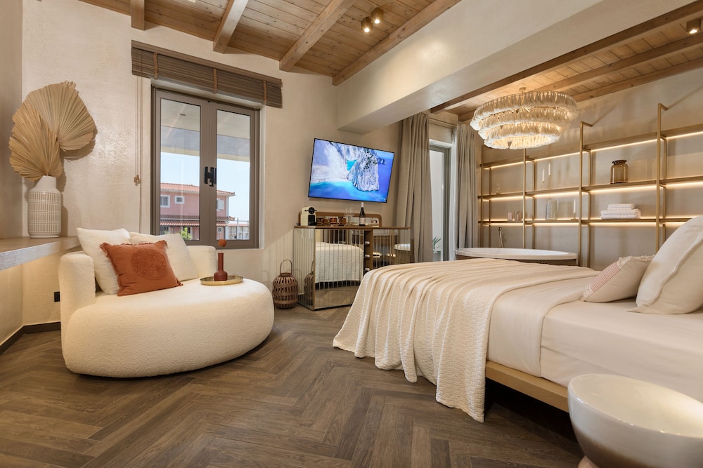 Junior Studio Suite