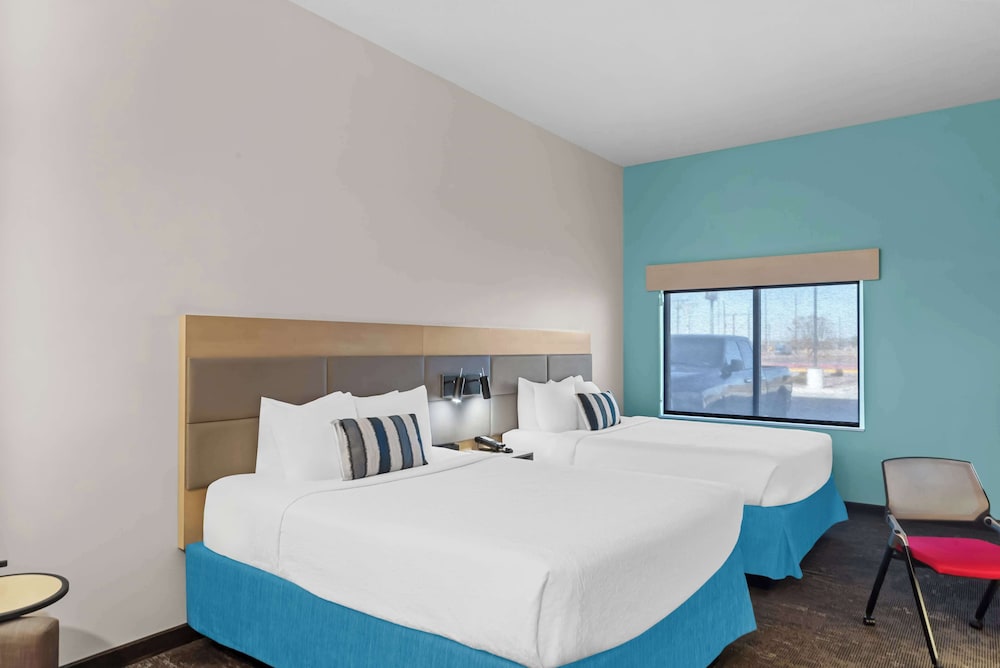 Standard Room, 2 Queen Beds, Non Smoking, Refrigerator & Microwave