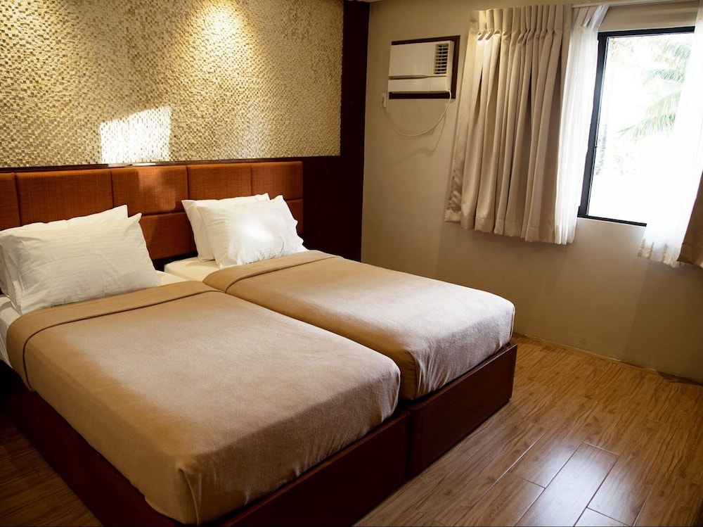 Junior Twin Room