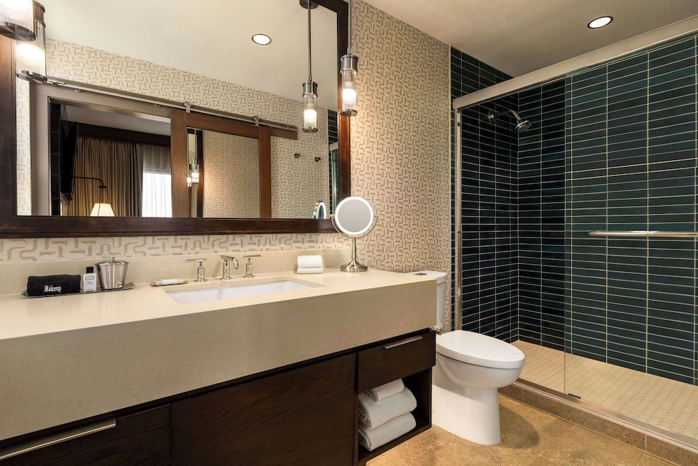 Hoodoo Moab, Curio Collection by Hilton, Billede 12