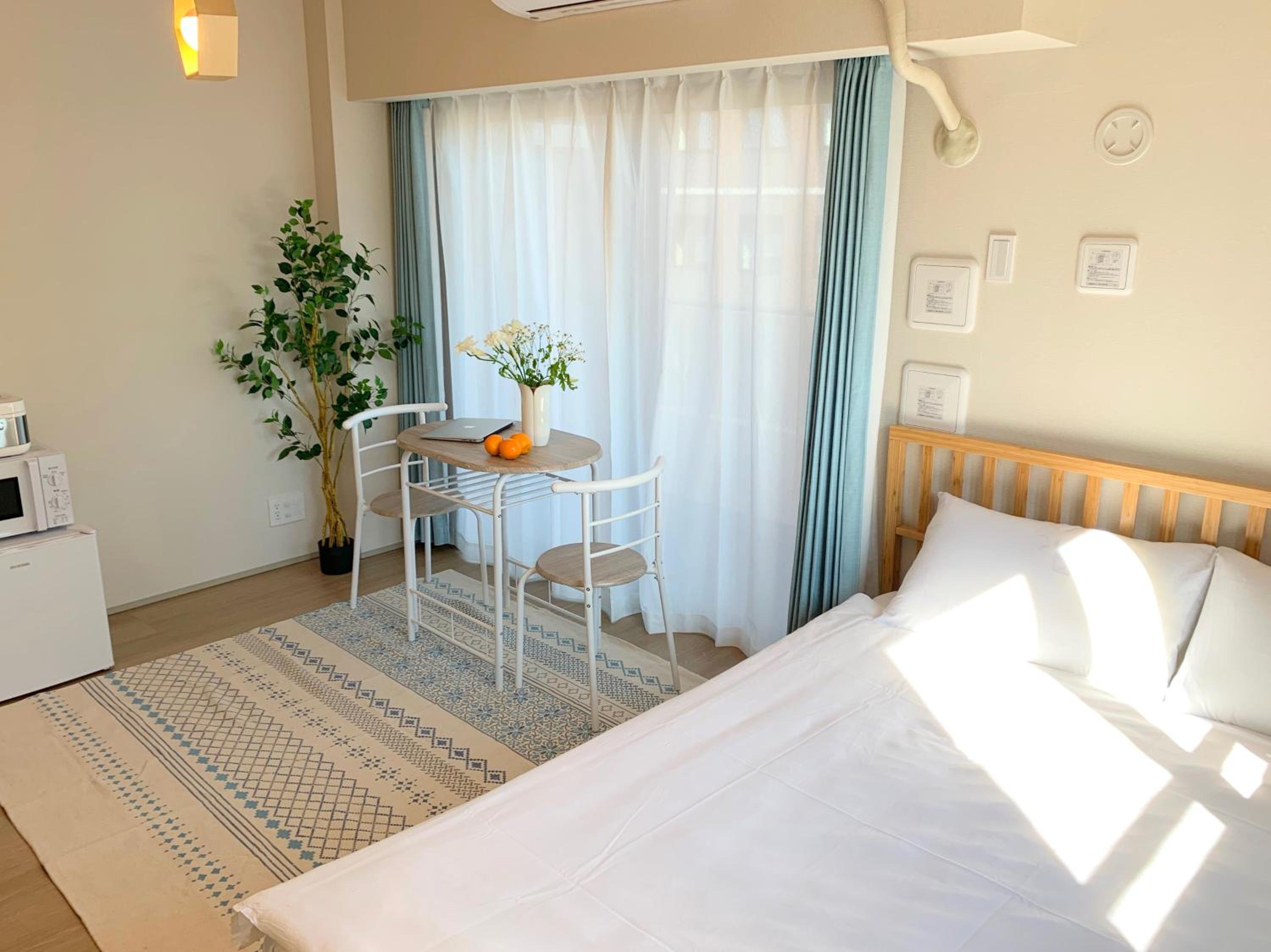High Floor One-Room Apartment with Kitchen photo 3