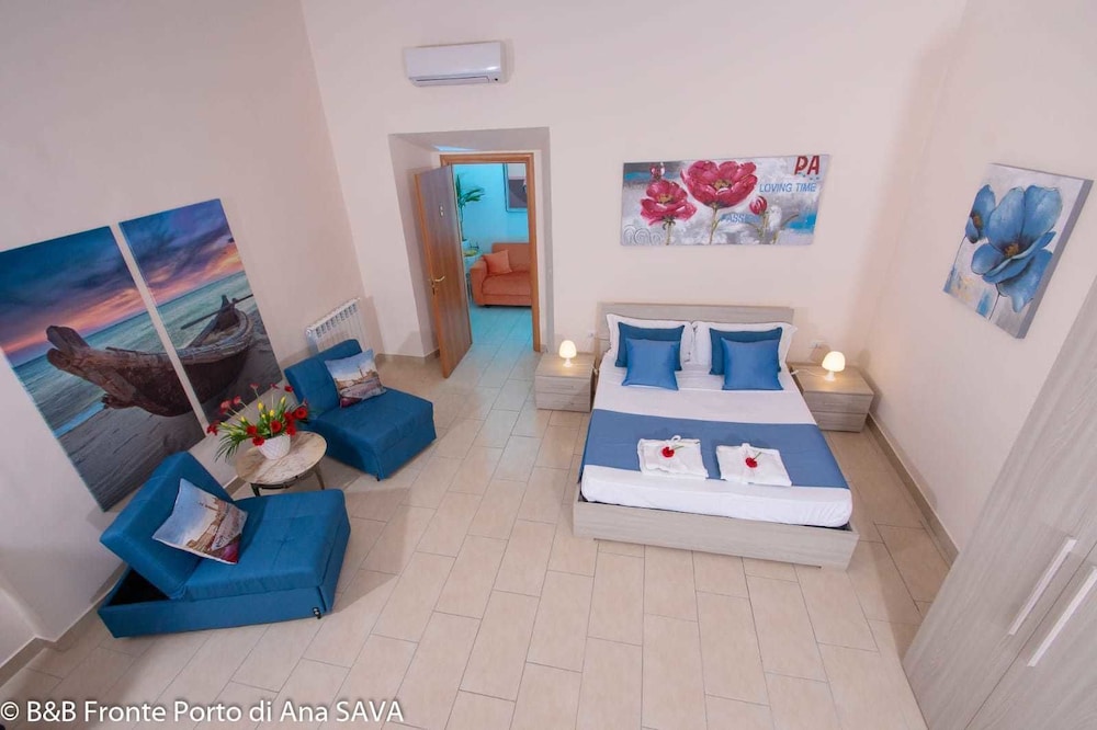 Quadruple Room, Private Bathroom (External) photo 3