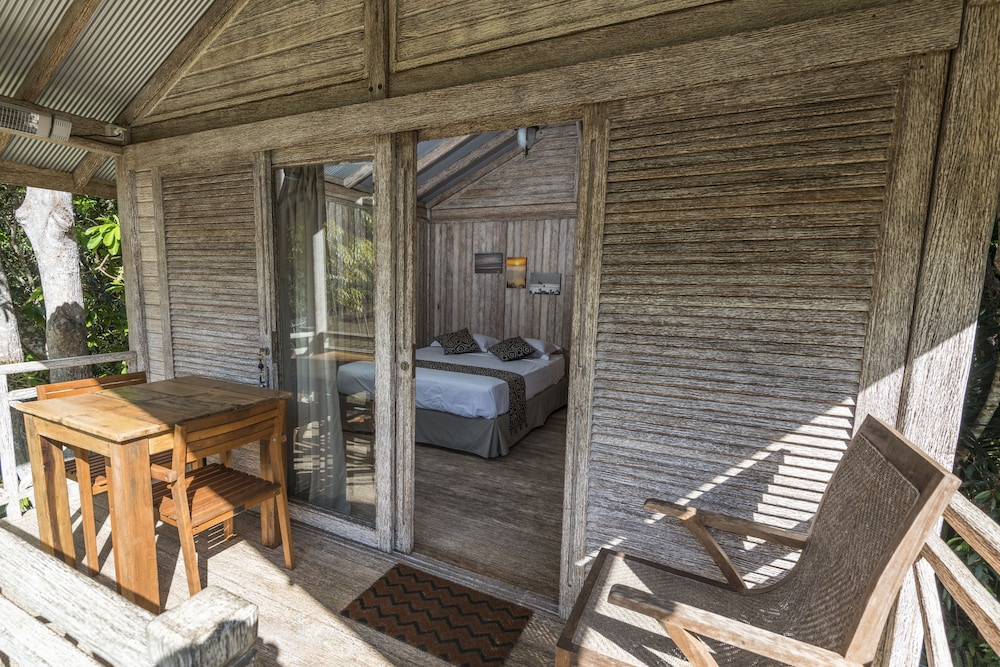 Comfort Cabin, 1 Queen Bed, Garden View photo 1